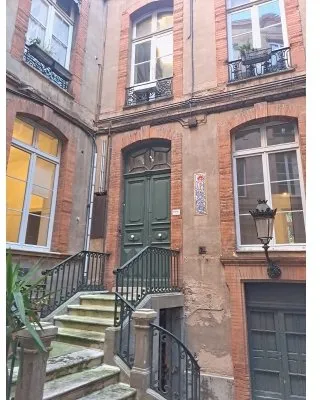 Bureau Location Toulouse  219m² 3757€