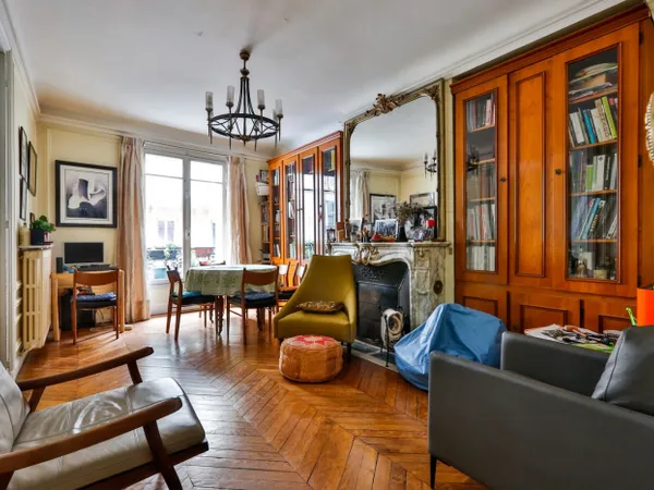Beau 5 pièces Paris 9ème 