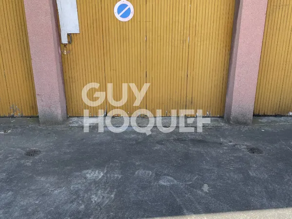 Parking - Garage Location Clamart  15m² 148€