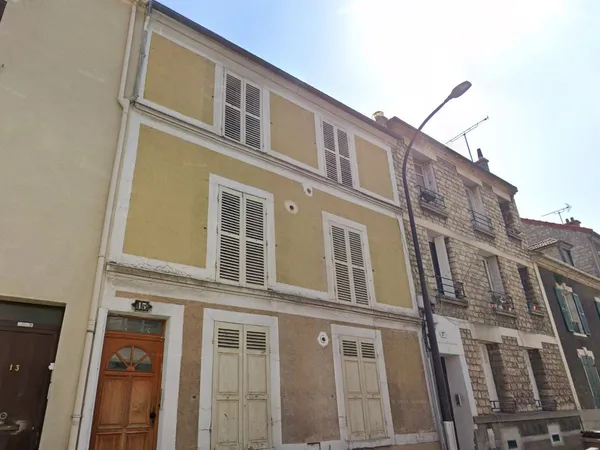 IMMEUBLE - CENTRE VILLE DE VITRY 