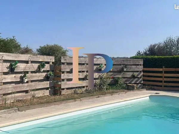 Maison 8 pièces 160 m² 