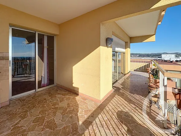 Appartement 4 pièces 104 m² 