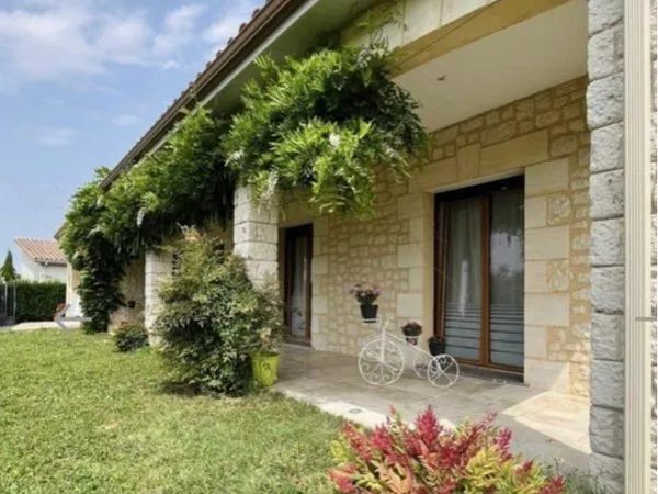 Maison 6 pièces 147m2 