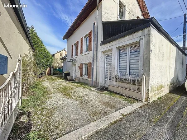 Maison 6 pièces 179 m² 