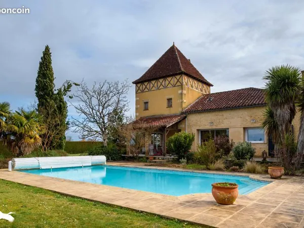 Ferme 10 pièces 295 m² 