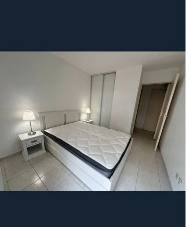 50m2 t2 meublé -13009 Marseille 