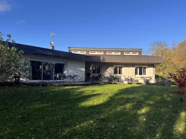 Maison 5 pièces 210 m² 