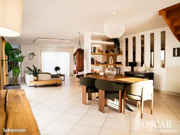 Maison 5 pièces 140 m² 