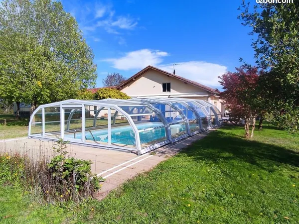 Maison 5 pièces 230 m² 