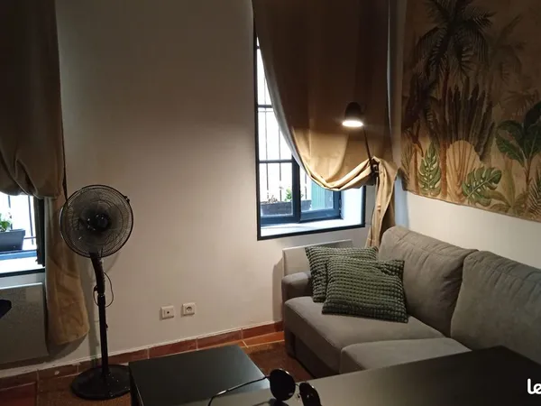 Location de deux studios centre historique Narbonne 