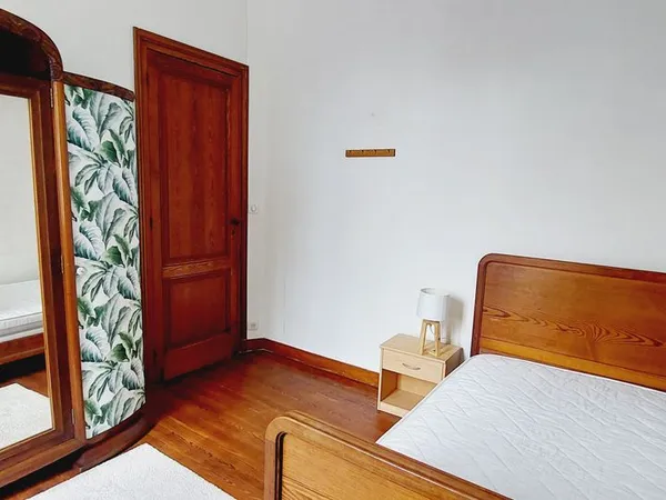 Disp février 2026 chambre meublée grande coloc Bordeaux 