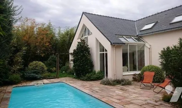 Maison 7 pièces 210 m² 