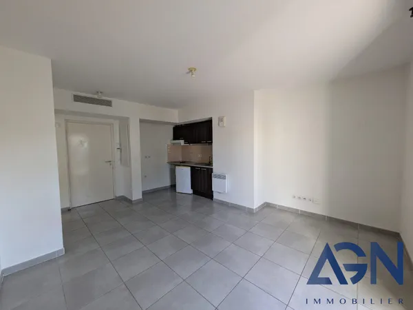 A VENDRE : APPARTEMENT 2 PIÈCES DE 41,2M² AVEC TERRASSE QUARTI 