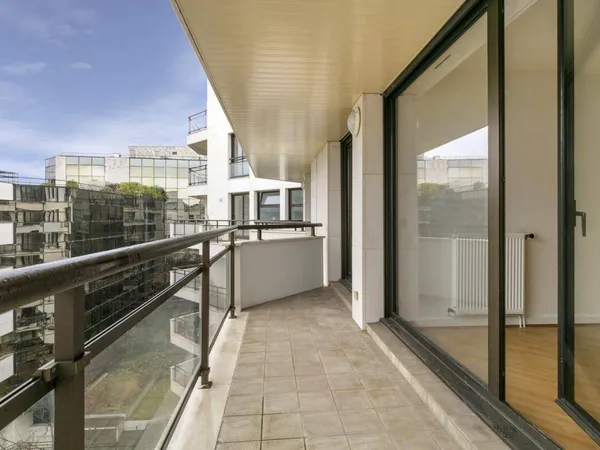 Appartement 3 pièces 77 m² 
