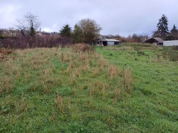 Terrain 4000 m² 