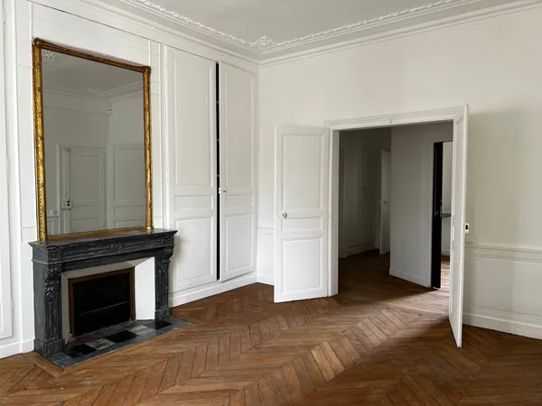 Loue Appartement Chartres - 2 chambres, 75m² 