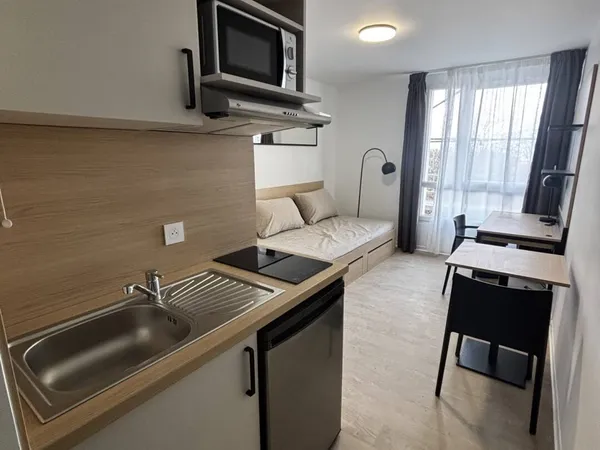 Studio 1 pièce 18 m² 