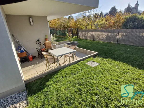 LA RAVOIRE T3 RECENT AVEC JARDIN 
