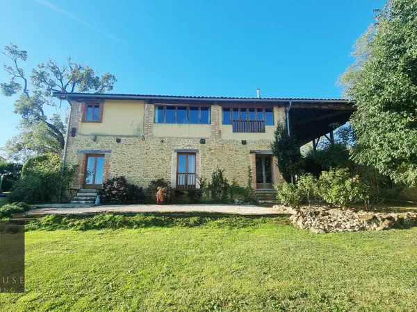 Propriété de caractère 427 m2 - maison - grange - gîte - pis 