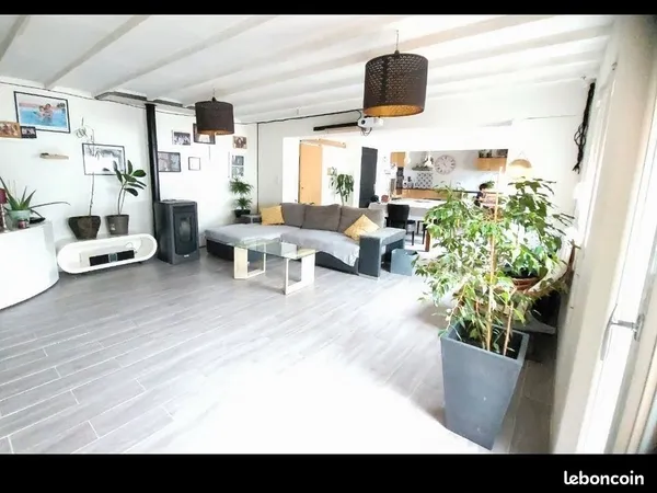Maison 147m2 avec dépendance 