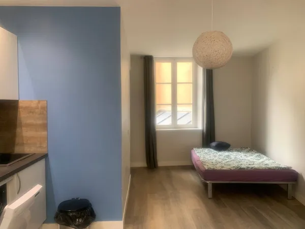 Studio meublé 