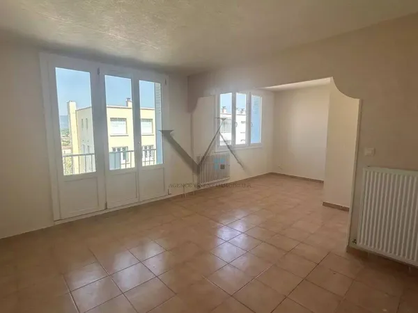 Appartement 2 pièces 66 m² 
