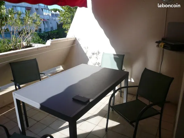 Appartement 2 pièces 28 m² motte du couchant 