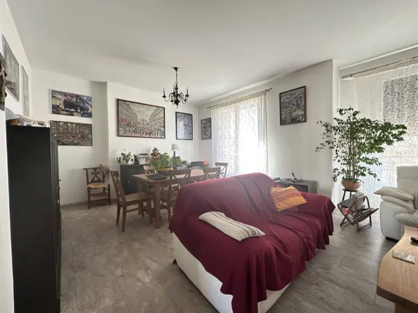 Appartement 5 pièces 104 m² 