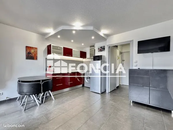Cap d'Agde, centre port, 4 couchages, ascenseur et piscine 