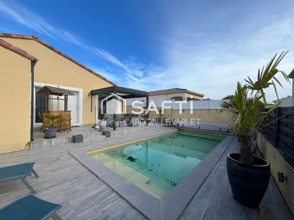 maison de plain pied 116 m2 avec piscine chauffée 