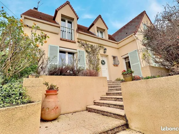 Maison 5 pièces 152 m² 