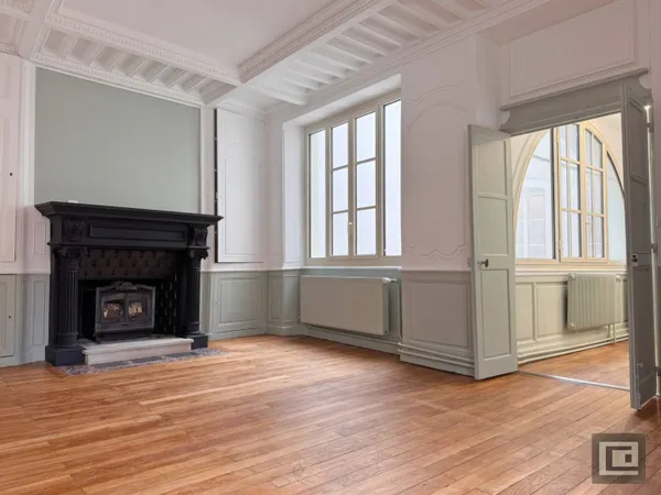 Appartement 6 pièces 140 m² 