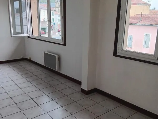 T2 40m2 Peyrehorade centre 