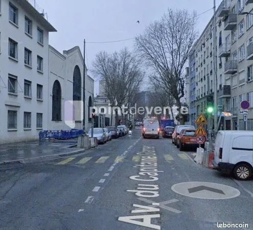 Local commercial 425 m² 