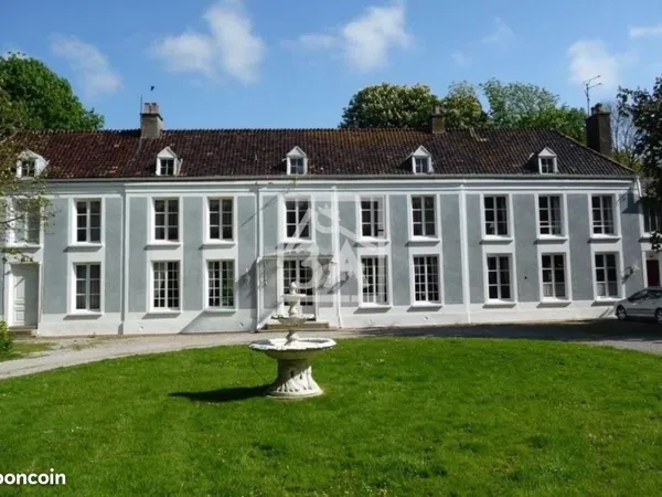 Château 15 pièces 404 m² 