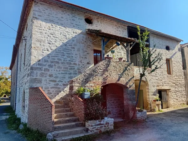 Vends maison quercynoise (ancien prieuré) 