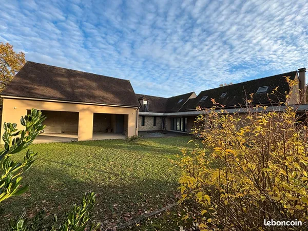 Propriété 12 pièces 400 m² 