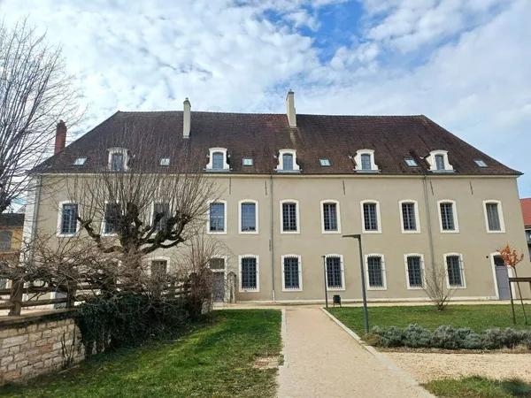 Appartement 4 pièces 80 m² 