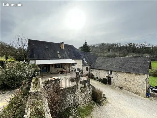 Ferme 6 pièces 130 m² 