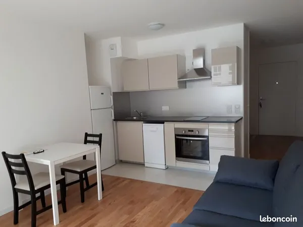 2 pièces 41m2 meublé proche métro L7 