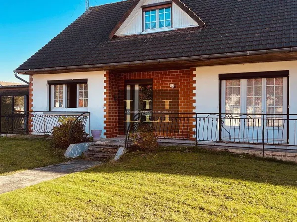 Maison 6 pièces 216 m² 