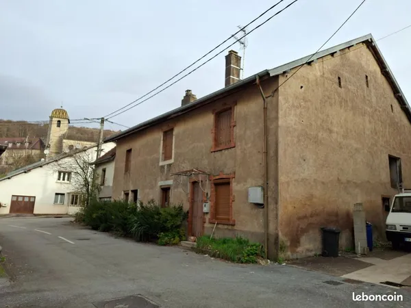 Maison de village 5 pièces 395 m² 