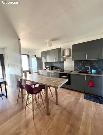 Appartement 4 pièces 81 m² 