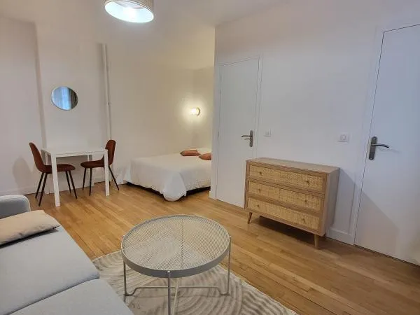STUDIO MEUBLE ASNIERES CENTRE VILLE 