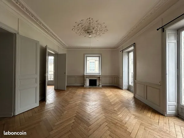 Appartement 4 pièces 135 m² 