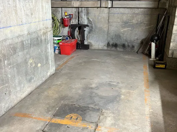 Parking 10 m² 