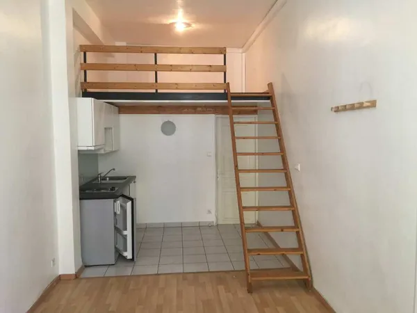 Studio mezzanine 1 pièce 21 m² 