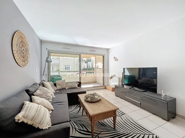Appartement 3 pièces 53 m² 