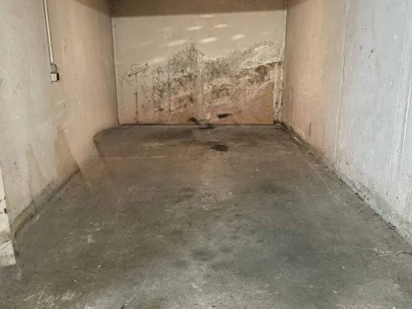 Parking 15 m² 
