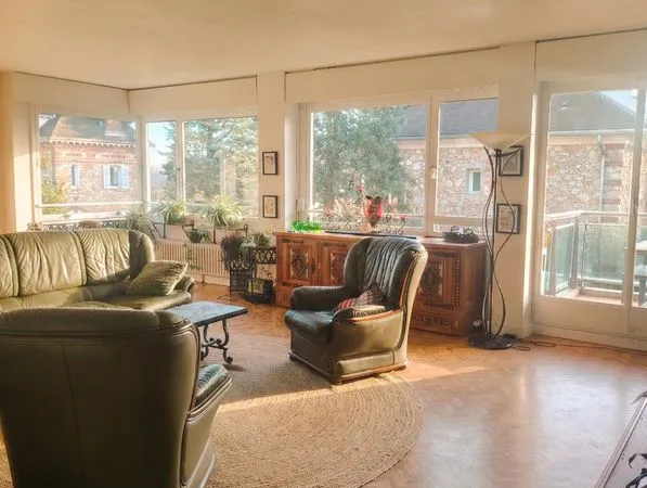 Appartement-villa avec jardin 
